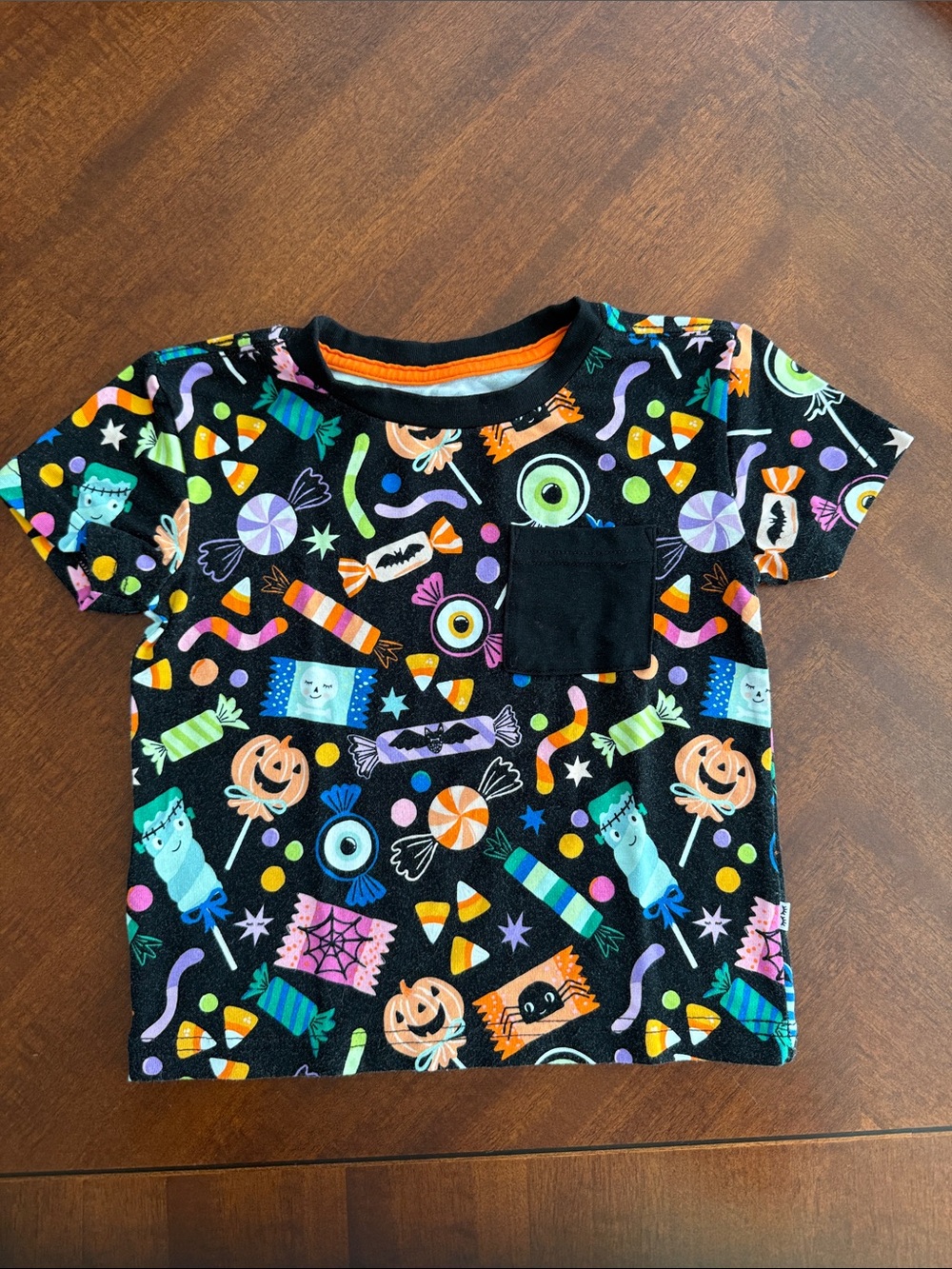 Little Sleepies relaxed pocket tee - Halloween Haul
